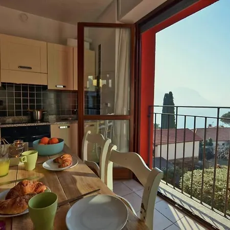 Comomeer, Camelia 26, Apartamento