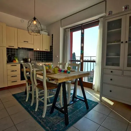 Comomeer, Camelia 26, Apartamento Acquaseria